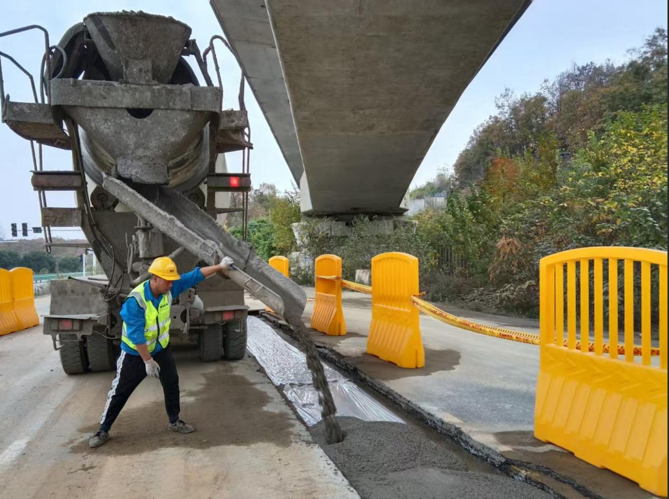 炎帝大道供水管網(wǎng)工程順利通水！